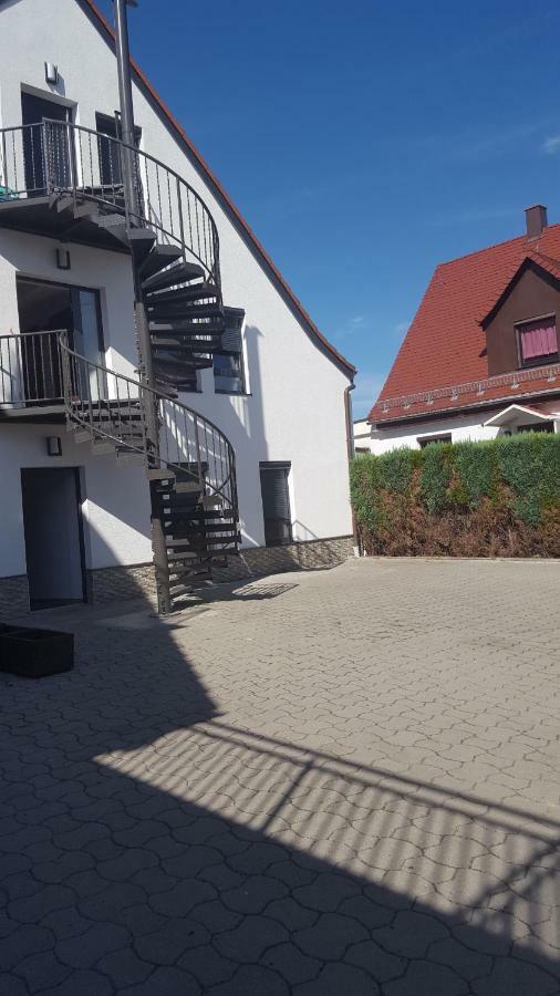 Apartments In Weißenhorn מראה חיצוני תמונה
